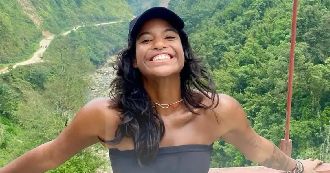 Corpo de turista brasileira é resgatado de cratera na Indonésia