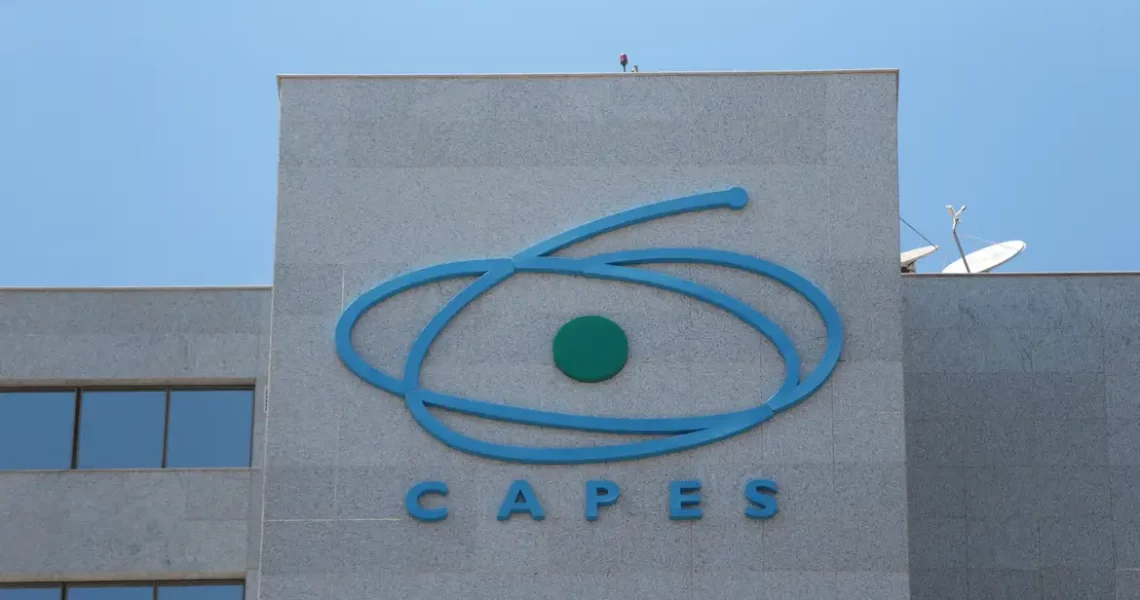 Capes: 96 brasileiros desistiram de doutorado sanduíche nos EUA