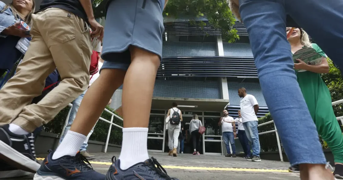 Penas mais duras para crimes em escolas entram em vigor