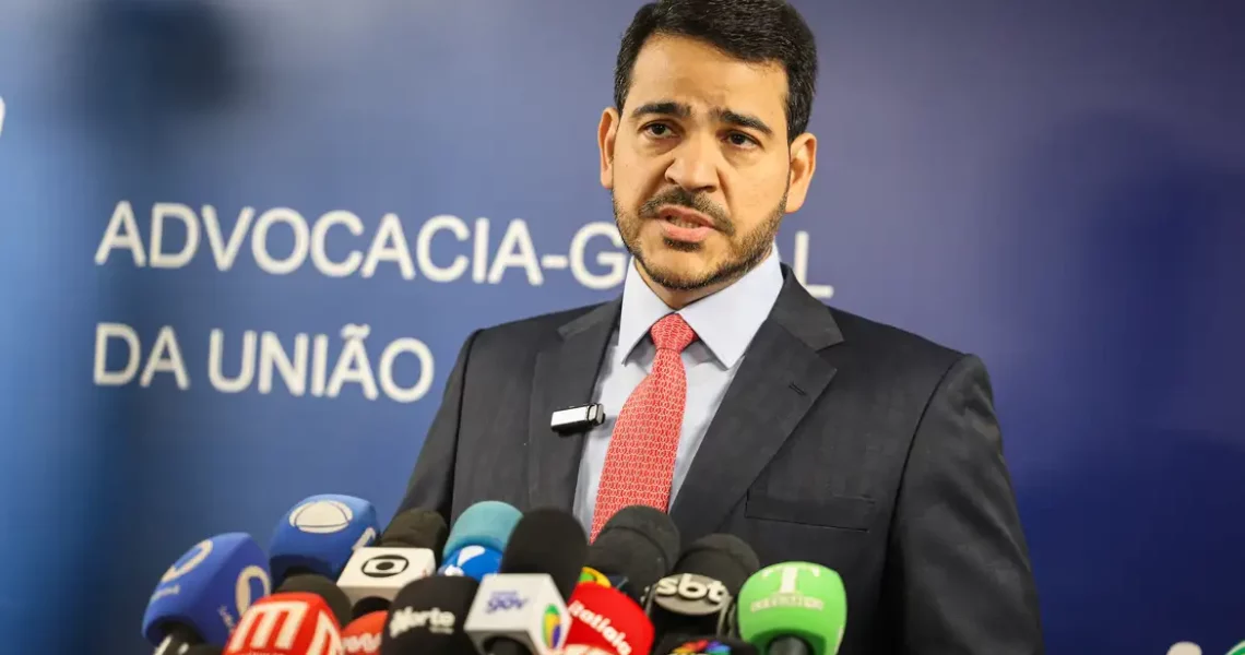 AGU pede que Meta exclua chatbots que promovem erotização infantil