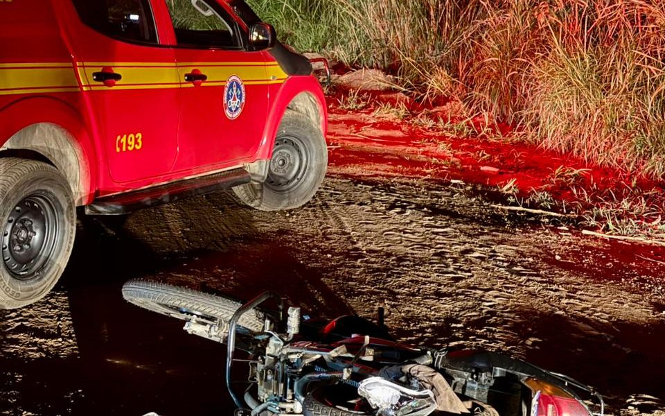 Acidente na BR-040 em Congonhas deixa dois motociclistas feridos e mobiliza Bombeiros