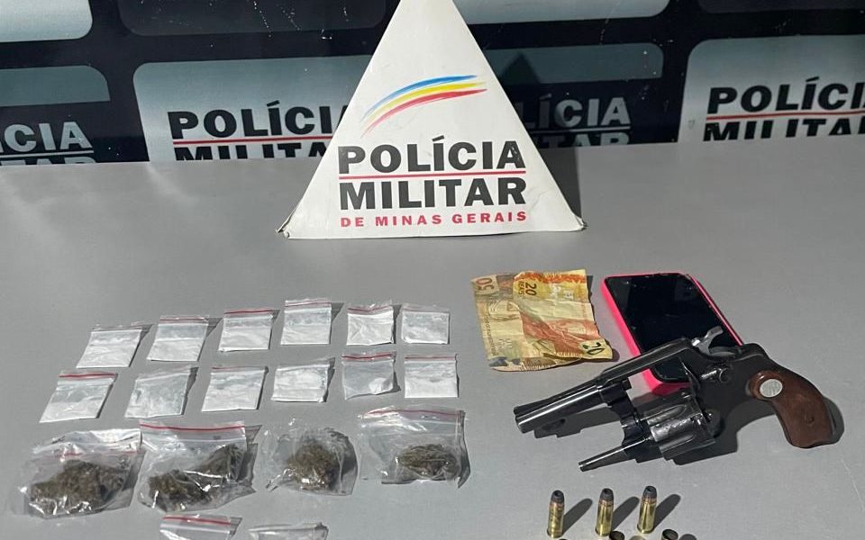 Polícia Militar prende foragido da Justiça com arma de fogo na cintura e drogas em Divino/MG