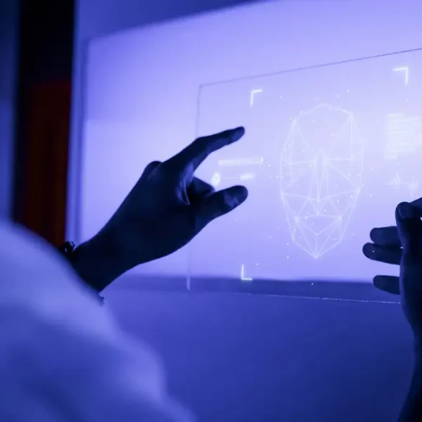 Inteligência artificial ameaça aprendizado da escrita, alerta autor