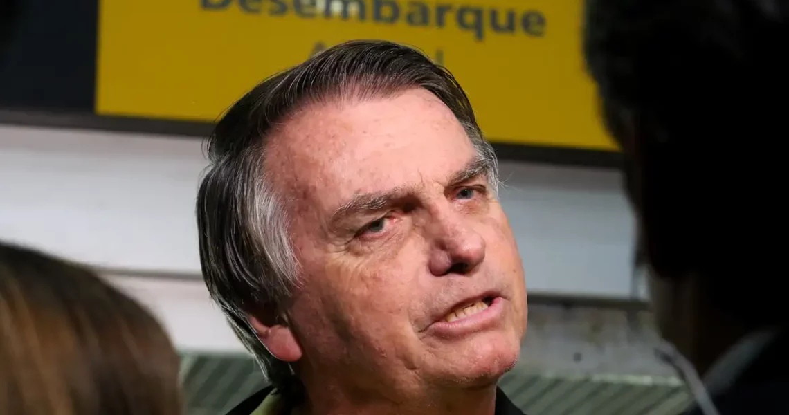 Bolsonaro fica inelegível até 2060 após condenação