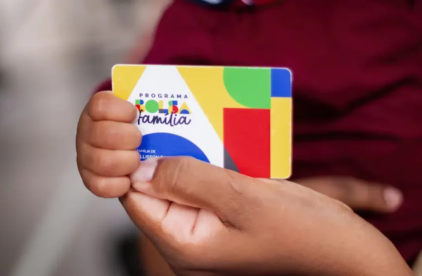 Caixa começa a pagar Bolsa Família de outubro