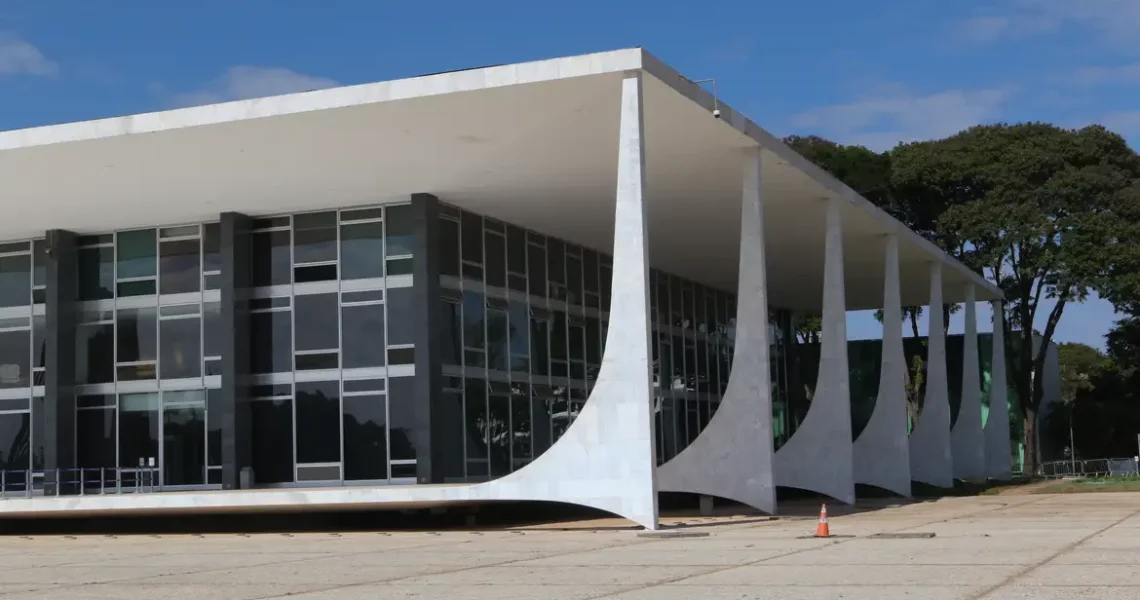 STF forma maioria contra atuação de enfermeiros em aborto legal