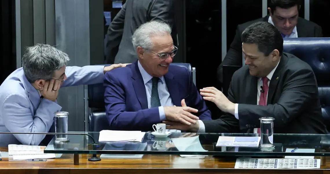 Por unanimidade, Senado aprova isentar IR para quem ganha até RS 5 mil