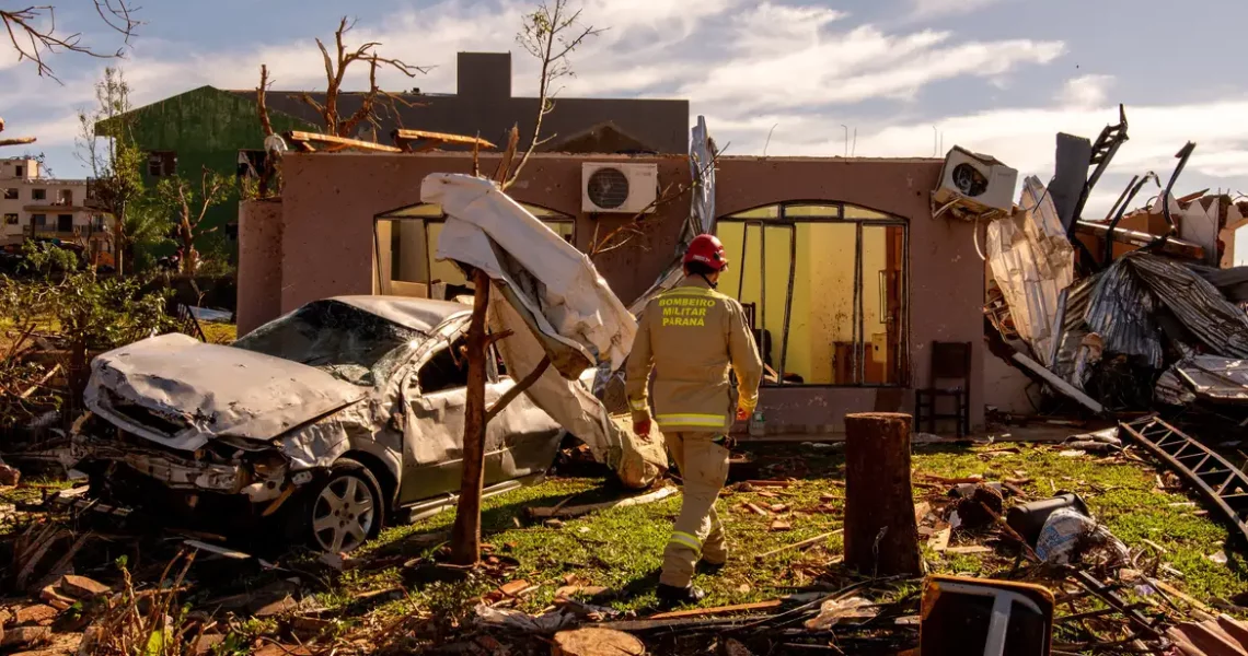 Tornados simultâneos no Sul surpreenderam meteorologistas
