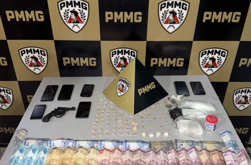 PM intensifica o combate ao trafico de drogas em Divino Mg