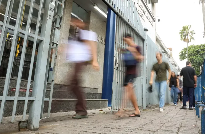 Saiba quais são as três questões anuladas no Enem 2025