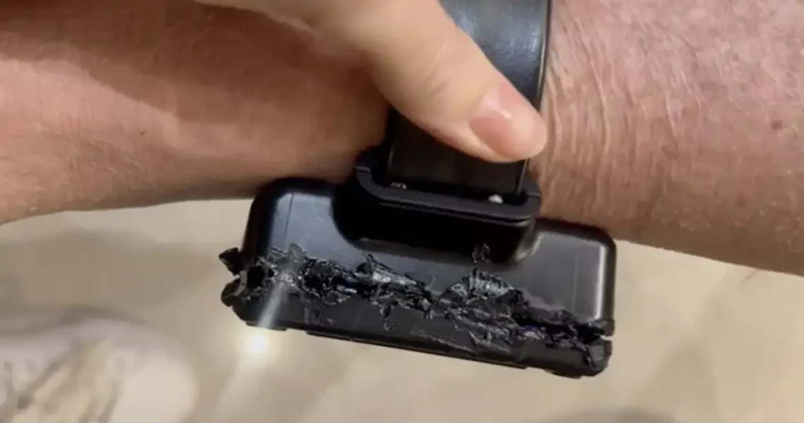 Bolsonaro usou solda para tentar abrir tornozeleira; confira vídeo