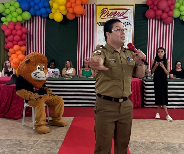 PMMG forma alunos do PROERD em Faria Lemos e reforça compromisso da comunidade com a educação contra as drogas