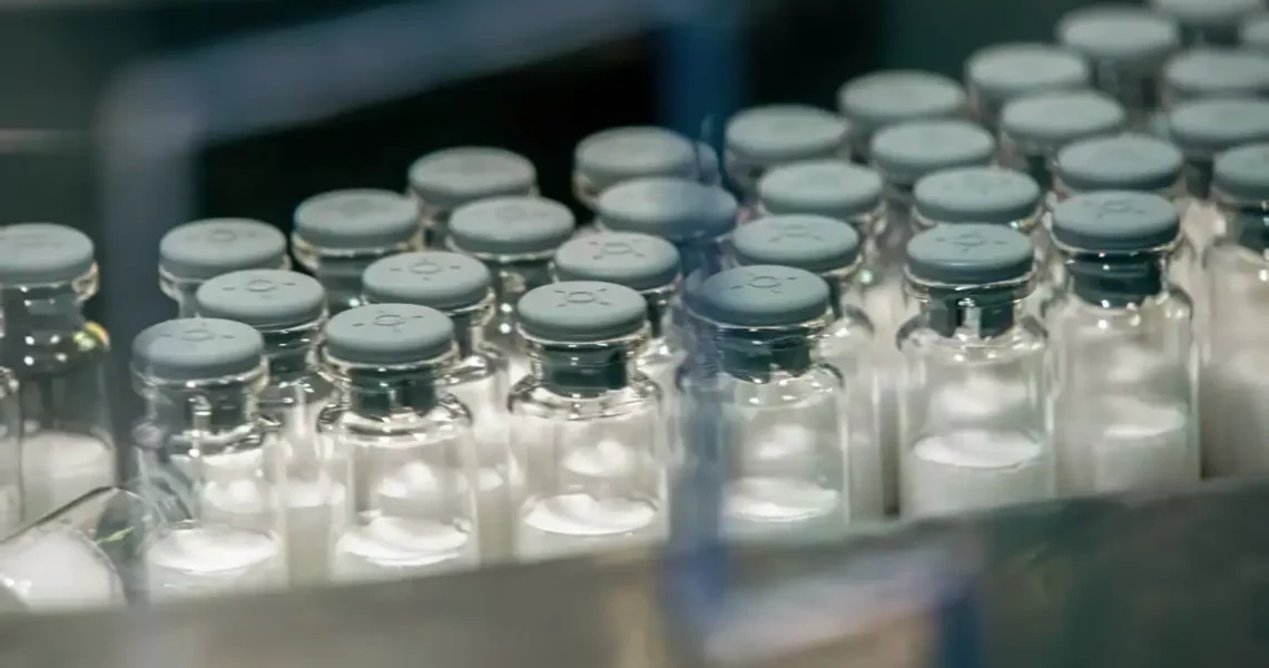 Vacina contra a dengue do Butantan começa a ser aplicada em janeiro