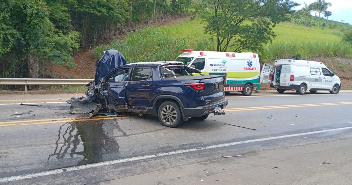 Seis pessoas ficam feridas após colisão entre dois veículos na BR-116 em Fervedouro Mg 
