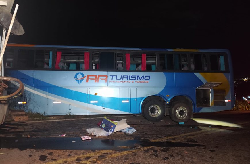 CBMMG atende ocorrência de colisão entre carreta e ônibus de excursão na&hellip;