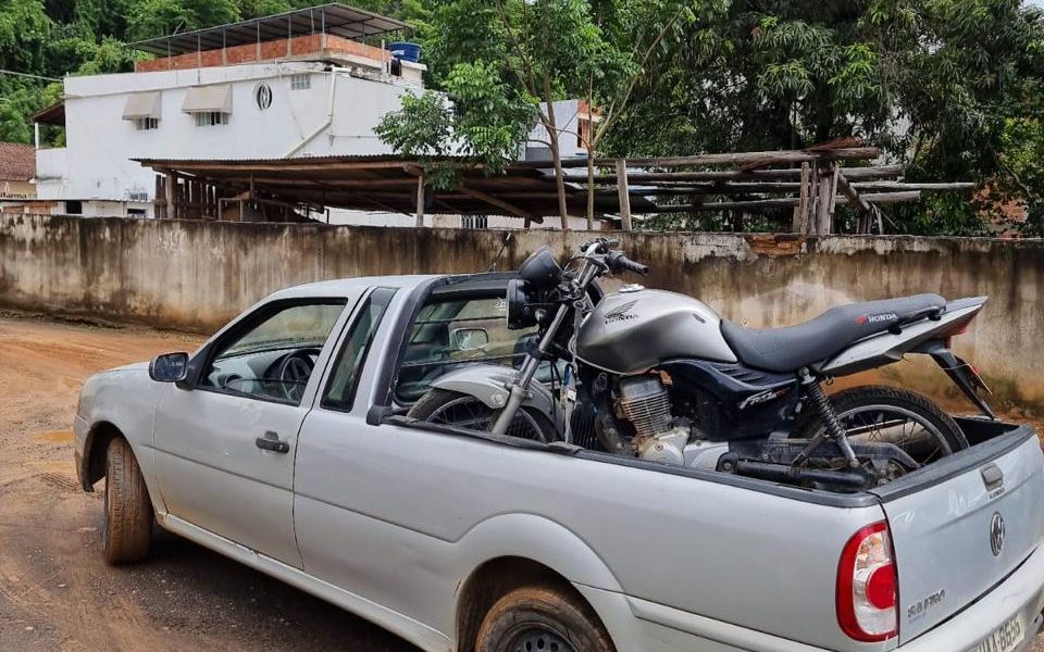 PM recupera motocicleta furtada em Miradouro Mg