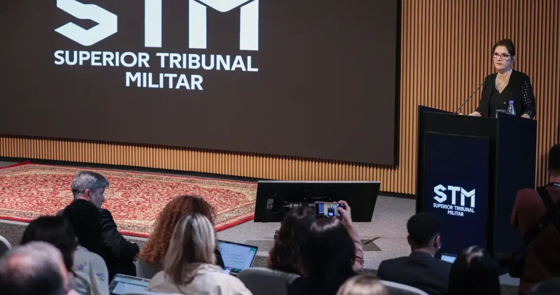 STM recebe pedido de perda de patente de Bolsonaro e mais 4 oficiais