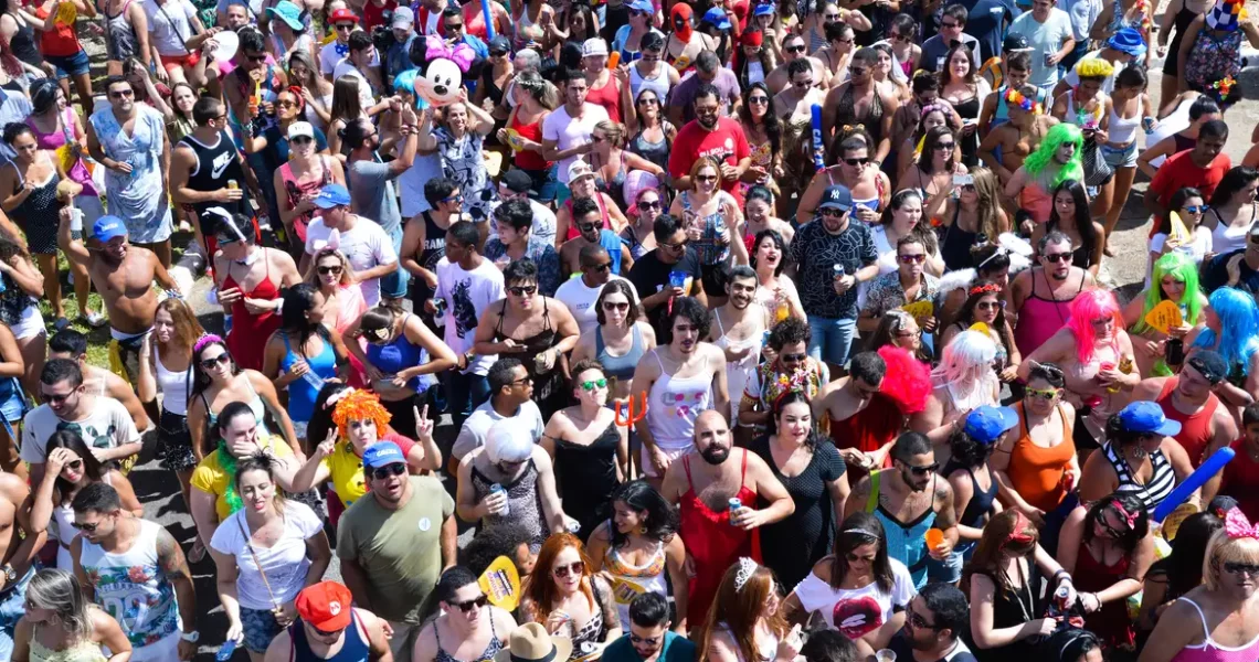Veja dicas para curtir o carnaval com segurança e alegria