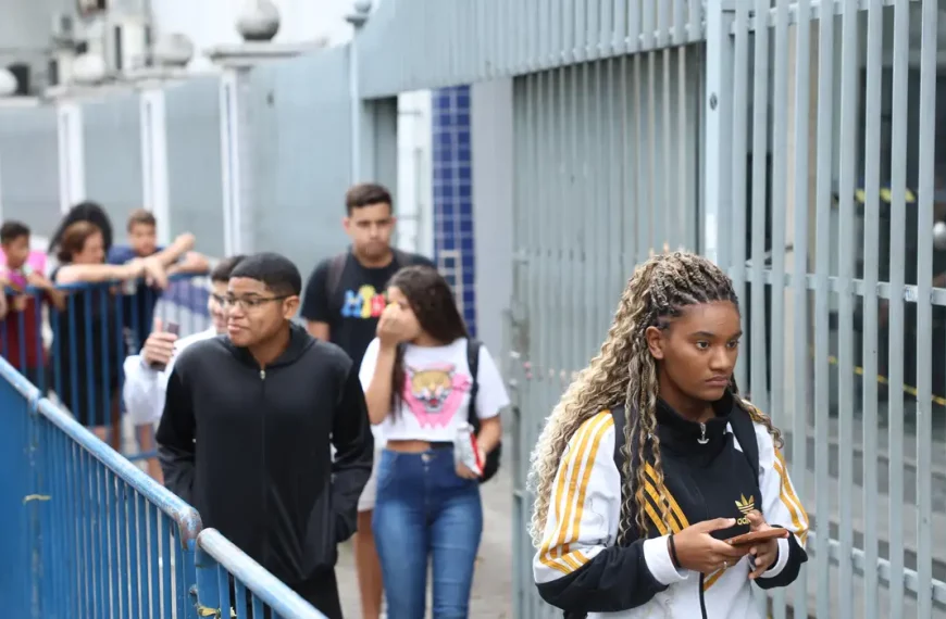 Fies: pré-selecionados devem complementar inscrição até esta terça