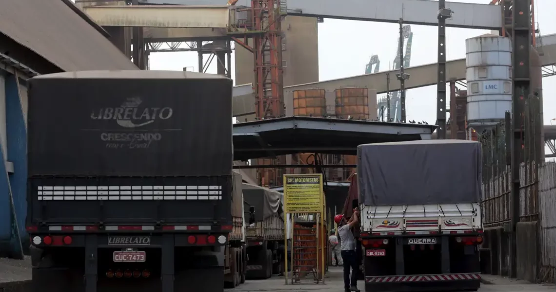 Após MP e resoluções, caminhoneiros descartam paralisação nacional