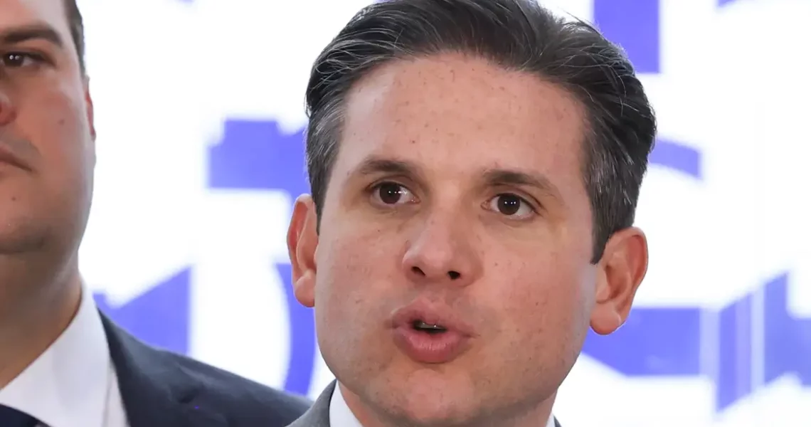 Motta cria comissão para analisar PEC da redução da escala 6×1