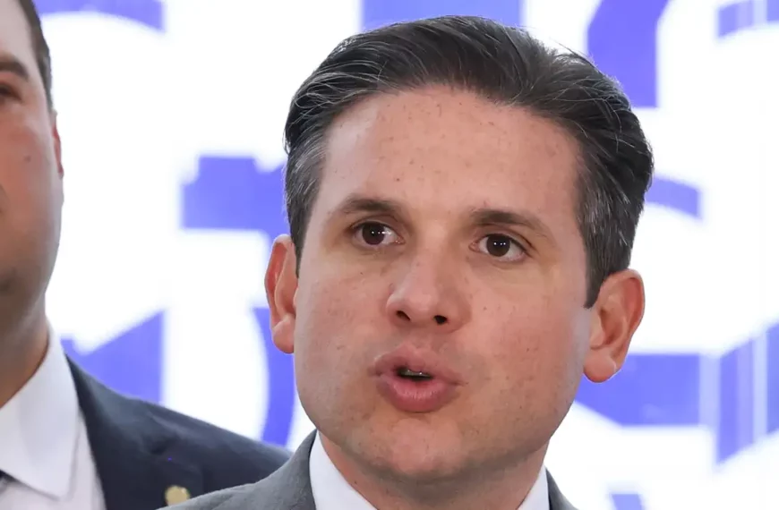 Motta cria comissão para analisar PEC da redução da escala 6×1