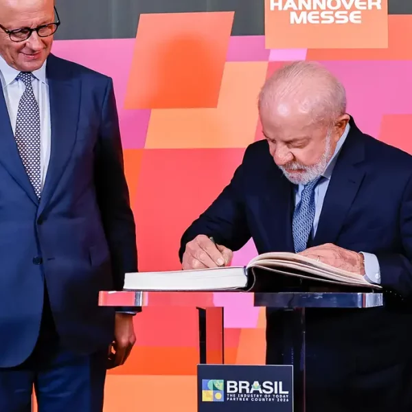 Na Alemanha, Lula defende parceria com Europa na descarbonização