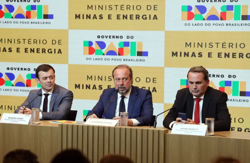 Governo cria subsídio de até R$ 0,89 para segurar preço da gasolina