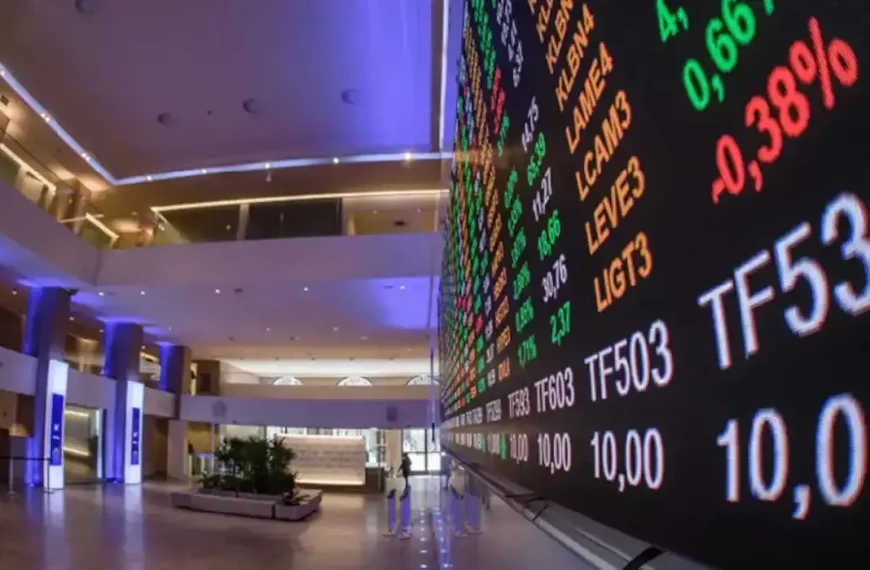 Bolsa cai mais de 2% e atinge menor nível desde o fim de março
