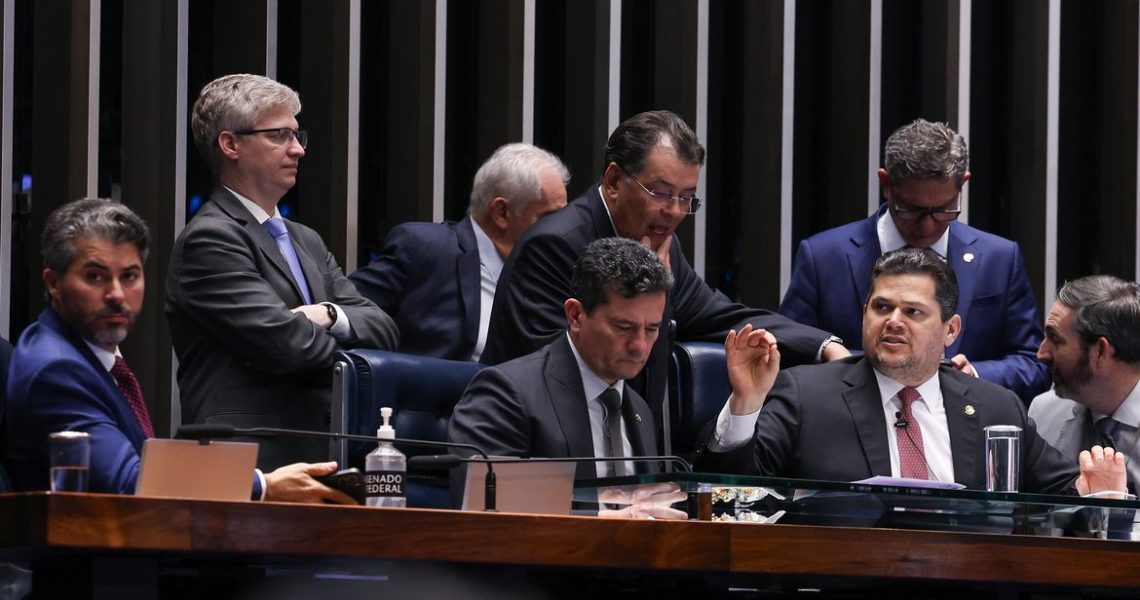 Senado aprova uso do Fundo do Pré-Sal para dívidas do agro