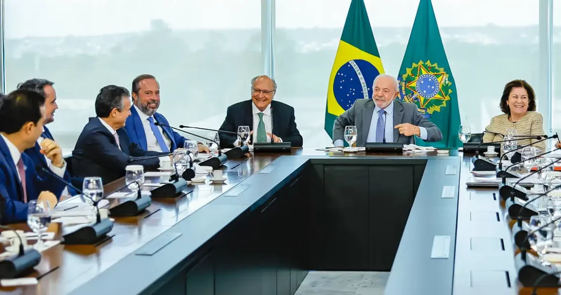 Governo prevê aumento de etanol na gasolina de 30% para até 32%