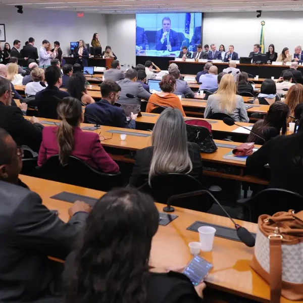 Entenda os próximos passos do projeto para reduzir a maioridade penal
