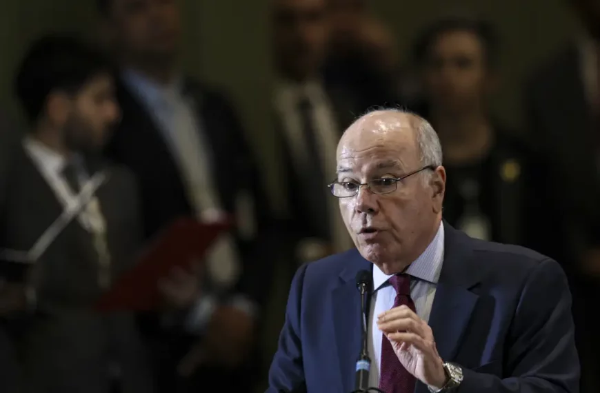 Argumentos dos EUA para impor tarifas “não são legítimos”, diz Vieira