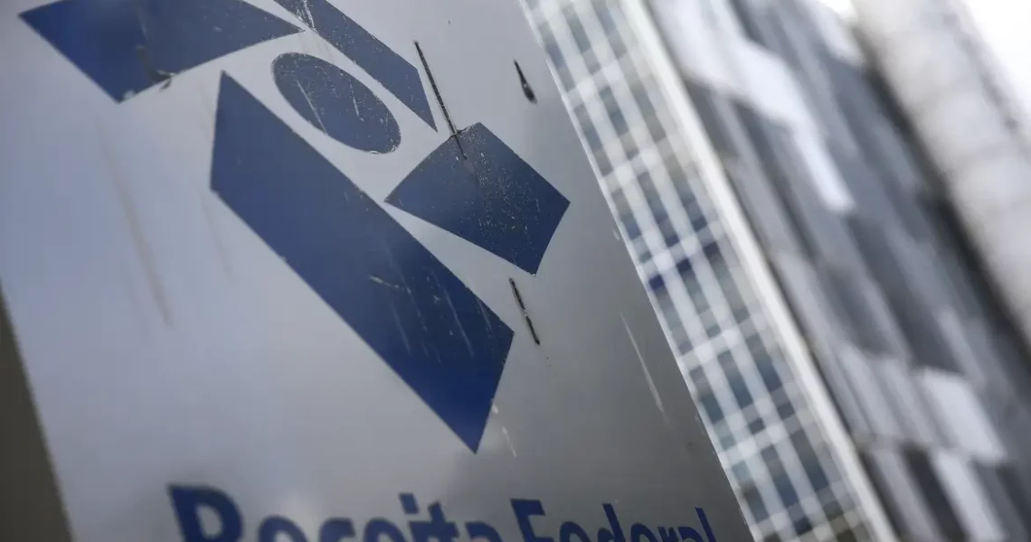 Receita identifica divergências de R$ 44 bi em créditos de PIS/Cofins