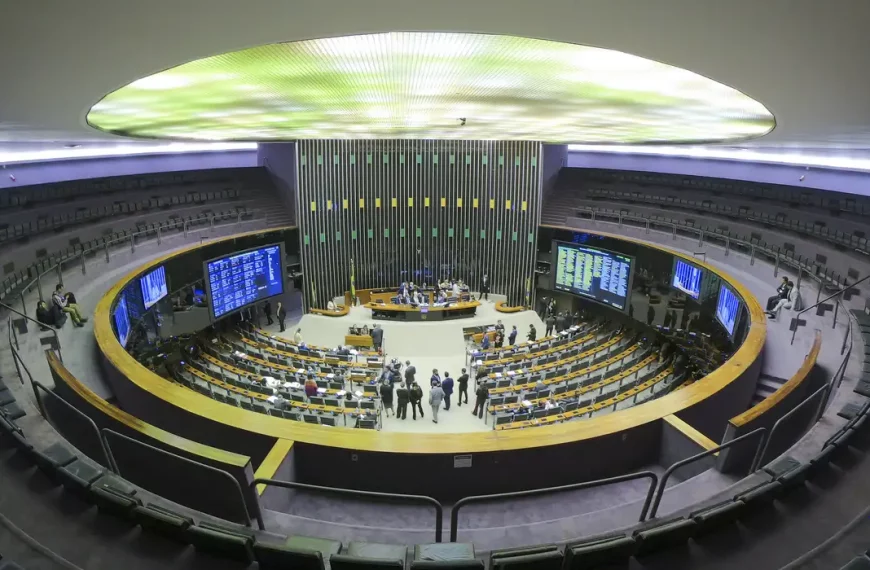 Câmara diz ao STF que não há irregularidades em indicações de emendas