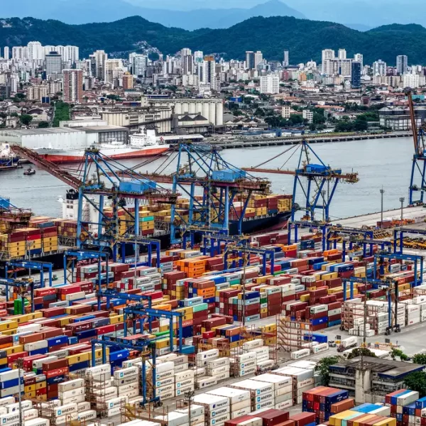 Brasil vê avanço com EUA, mas mantém etanol fora da negociação