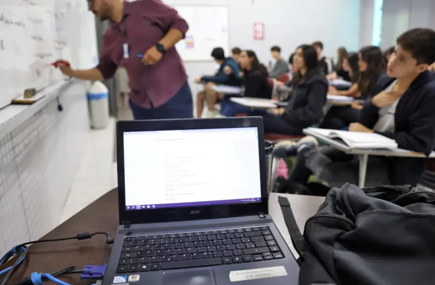 Fies: pré-selecionados têm até terça para complementar informações