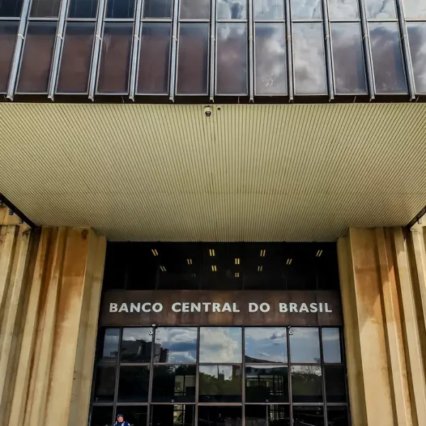 Em nova redução, Copom baixa taxa Selic para 14% ao ano