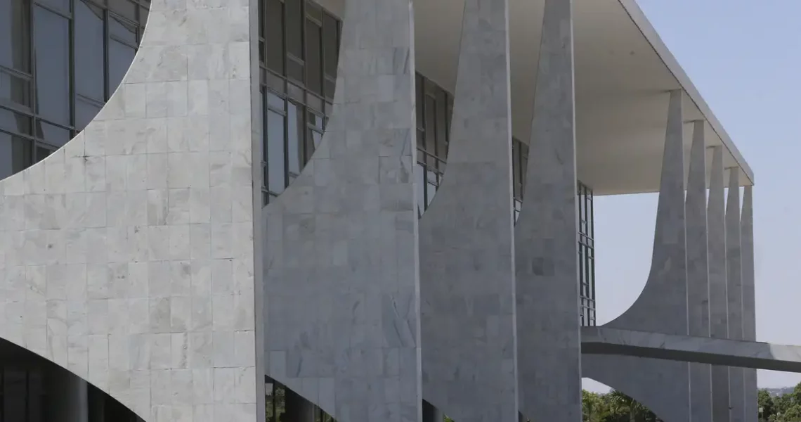Governo abre processo de reciprocidade contra tarifas dos EUA