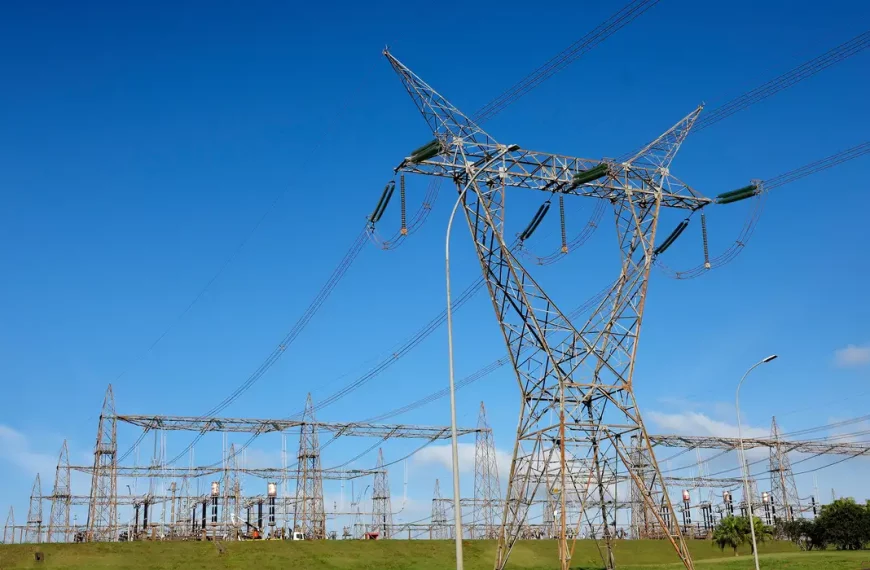 Consumidores poderão escolher fornecedores de energia a partir de 2027