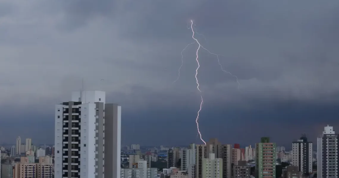 Fim de semana de eleições será de chuva em grande parte do país