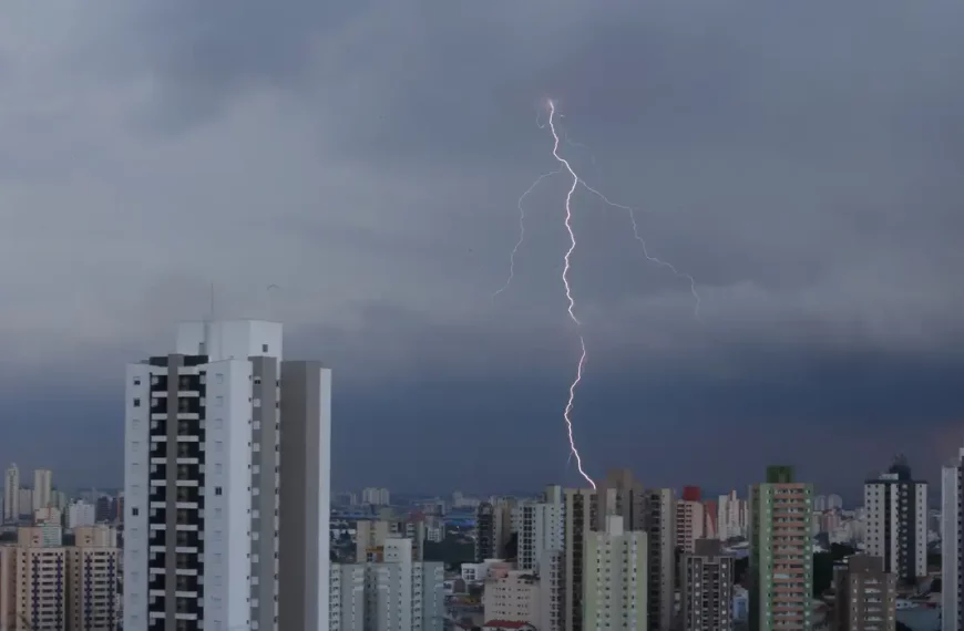 Fim de semana de eleições será de chuva em grande parte do país