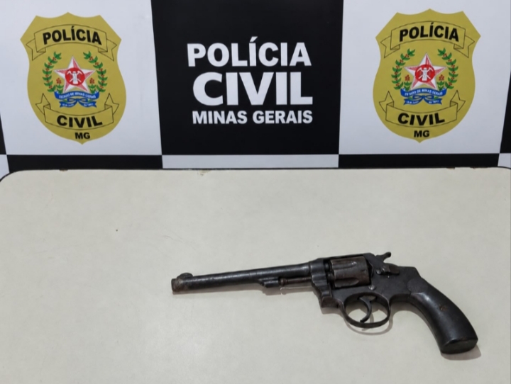 Polícia Civil apreende arma supostamente utilizada em homicídio em Miradouro Mg