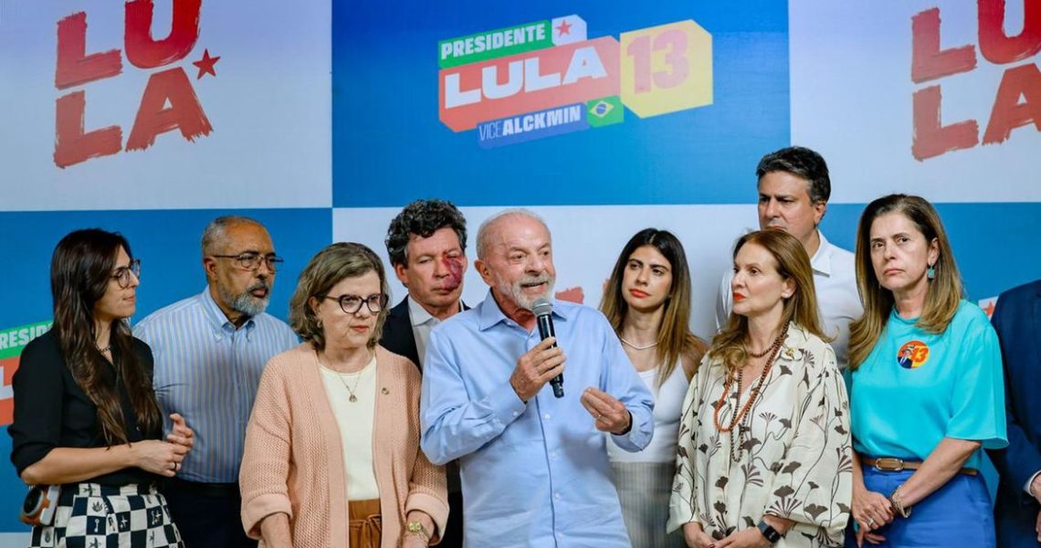 Lula celebra avanço do fim da 6×1 e defende investimento público