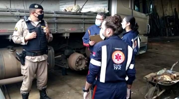Pneu de Caminhão explode e mata dois homens em oficina mecânica em Governador Valadares