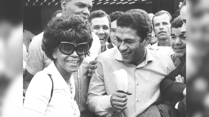 Morre Elza Soares aos 91 anos