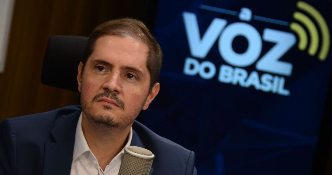 Vacinação infantil irregular terá consequências, diz ministro