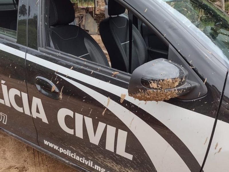Mulher é investigada pela PCMG por compartilhar fotos da filha nua