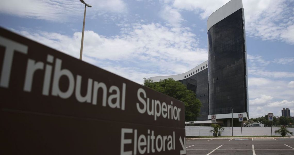 TSE regulamenta propaganda política no Brasil