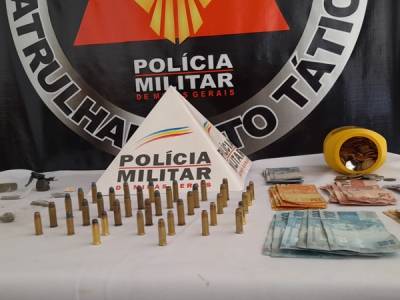 PM cumpre mandado de busca e apreensão no bairro Marambaia e apreende drogas, munições e dinheiro